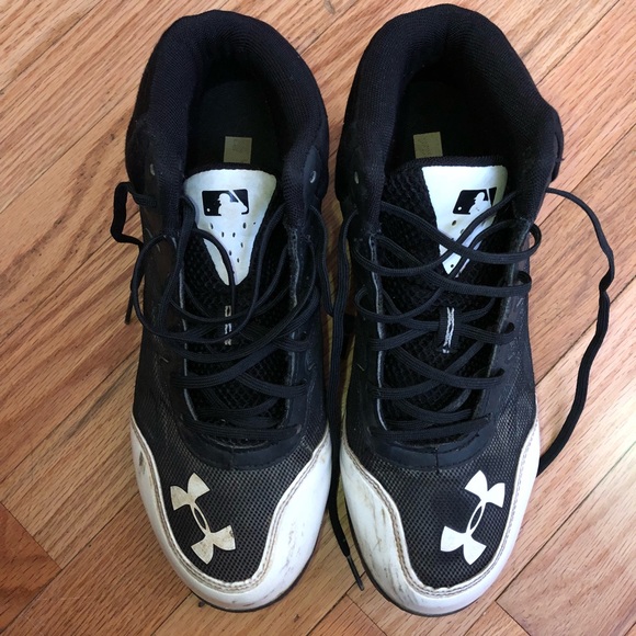 under armour heater baseball cleats